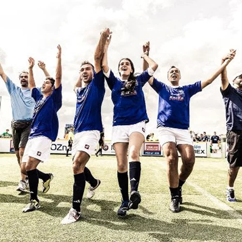 Τουρνουά ποδοσφαίρου στην πλατεία Συντάγματος