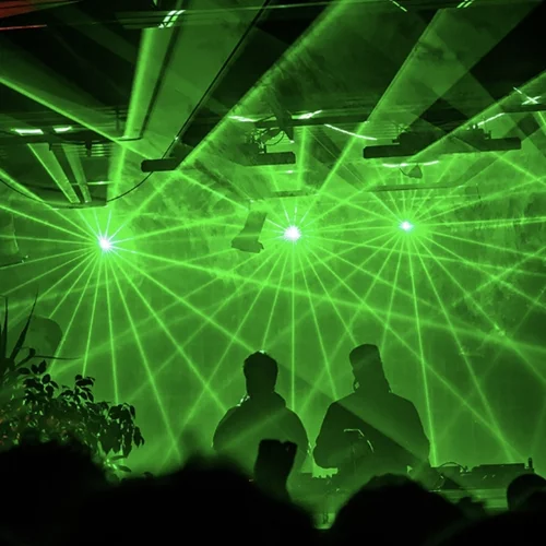 Ο John Talabot και ο DJ Sotofett σε ένα εκρηκτικό back to back στο Ωδείο Αθηνών