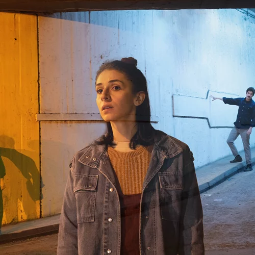 "Η πόλη ή πώς να κοιμηθείτε ήσυχα": Η πολιτική κωμωδία για τη σύγχρονη πόλη επιστρέφει στη σκηνή