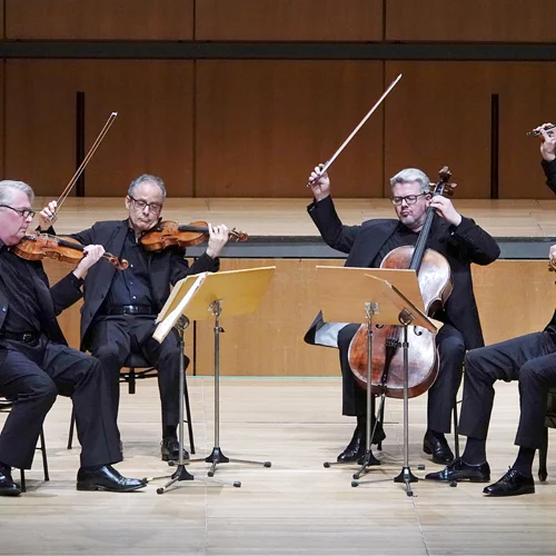 Δυναμική παρουσία κουαρτέτων εγχόρδων στο Μέγαρο: ο αποχαιρετισμός των "Έμερσον", η επανάκαμψη των "Τετρακτύς" και μια νέα άφιξη
