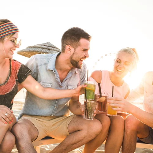 5 tips για να απολαύσεις το αγαπημένο σου κοκτέιλ με ρούμι στα μπαρ αλλά και στο σπίτι