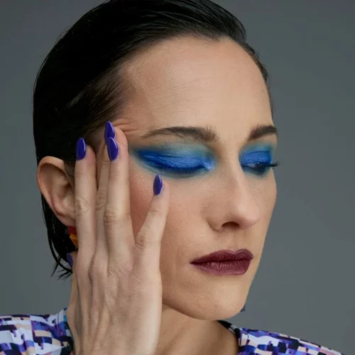 H Kit Kido στην πρώτη της ζωντανή εμφάνιση