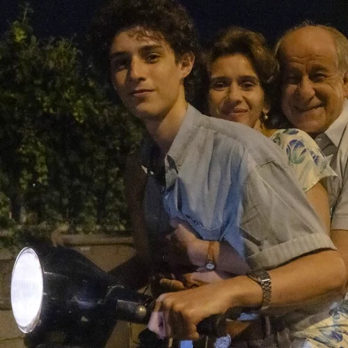 Οι βραχείες λίστες των Όσκαρ για ντοκιμαντέρ και διεθνή ταινία