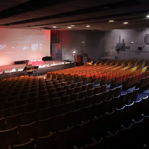 Ο Γιάννης Σμαραγδής παρουσιάζει δωρεάν δύο ταινίες του στο Studio