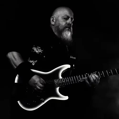 Οι Acid Death διερευνούν την ανθρώπινη εξέλιξη σε ένα εκρηκτικό live