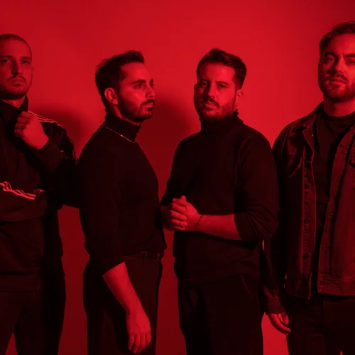 Deaf Radio: "Παρ' όλη την νταρκίλα που έχουν τα κομμάτια μας πιστεύουμε ότι υπάρχει κάτι καλύτερο για το μέλλον"