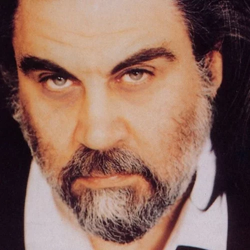 Έφυγε από τη ζωή ο Βαγγέλης Παπαθανασίου