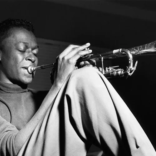 Αφιέρωμα στον μυθικό Miles Davis