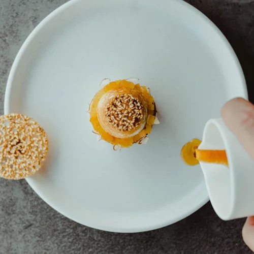 Στάση Μετρό Σύνταγμα: Στο "Zillers, την επιτομή του αθηναϊκού ευ ζην"