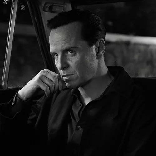 Ο Άντριου Σκοτ μεταμορφώνεται στον λογοτεχνικό "Ripley" για τη νέα σειρά του Netflix