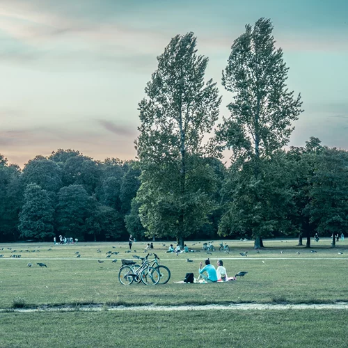"Un1que": Μία έκθεση ενδοσκόπησης και διαπραγμάτευσης της ταυτότητας της πόλης από την όμαδα METAPolis