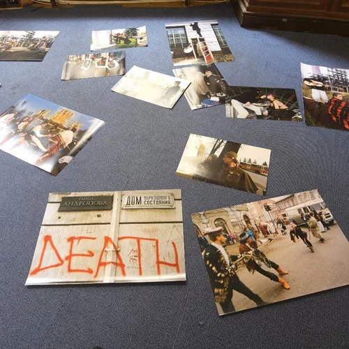 Αποστολή: Η επαναστατική παράδοση της καλλιτεχνικής σκηνής της Βαλτικής ξαναζεί στη σκιά του πολέμου στην Ουκρανία