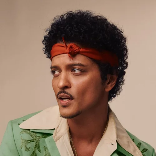 Ο Bruno Mars ακούγεται παντού με το single του "I Just Might".