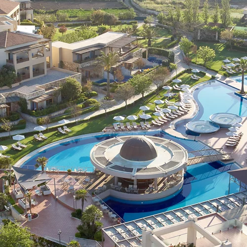 "Minoa Palace Resort", Χανιά: Παράδοση, ευεξία και παραθαλάσσια πολυτέλεια με άρωμα Κρήτης