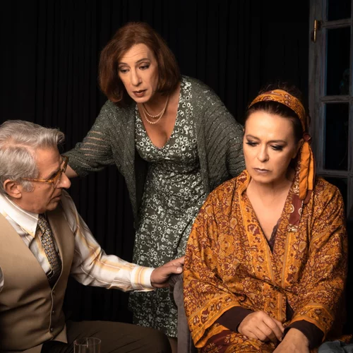 "Τρομεροί γονείς": Επιστρέφει για τρίτη χρονιά στο θέατρο Radar