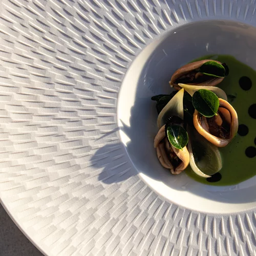 "Agora": Ένας ολοκαίνουριος fine dining προορισμός στη Σύμη