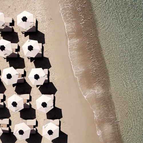 Το Crios Beach Bar & Restaurant παρουσιάζει το απόλυτο καλοκαιρινό line-up