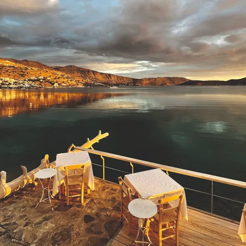 "Ferryman", Ελούντα