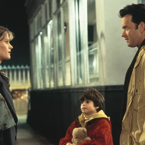 6 χριστουγεννιάτικες ταινίες που (δε θα βαρεθούμε να) βλέπουμε στην TV