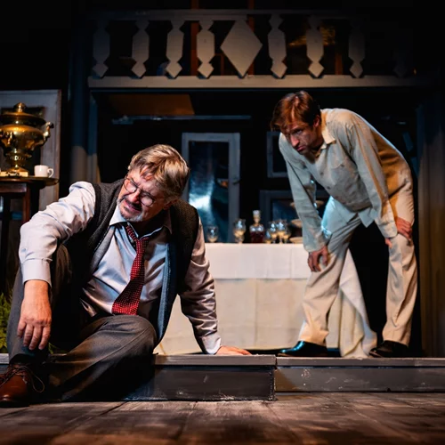 Νίκος Καμτσής: "Είναι όνειρο κάθε σκηνοθέτη να ασχοληθεί με τον Τσέχοφ"