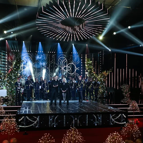 Πρωτοχρονιά στο "Σπίτι με το Mega" με τους Άγγελο και Στέλιο Διονυσίου