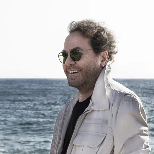 Δείτε τις καλοκαιρινές συναυλίες του Γιάννη Πάριου στην Αθήνα