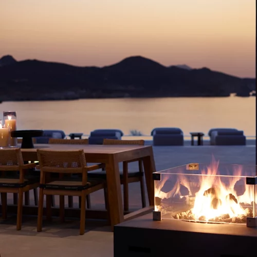 Μεσογειακός κοσμοπολιτισμός στο "Bianco" της Μήλου