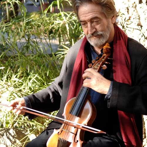 Ο διαπρεπής μουσικός Δημήτρης Ψώνης μιλά για τη συναυλία "Mare Nostrum" στο Ηρώδειο