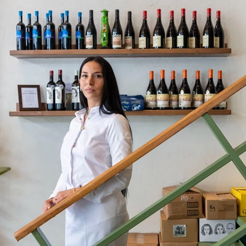 Η σεφ Ελένη Σαράντη είναι πολύ περισσότερα απ’ αυτό που φαίνεται