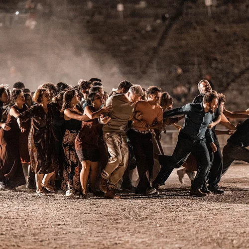 Οι "Πέρσες" του Δημήτρη Καραντζά στο Ηρώδειο