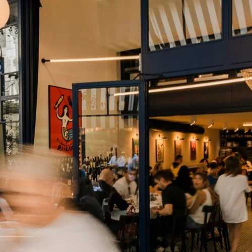 Βουκάκρατο και Τίφφανυ’ς: Εκεί που τρώει η Θεσσαλονίκη τώρα