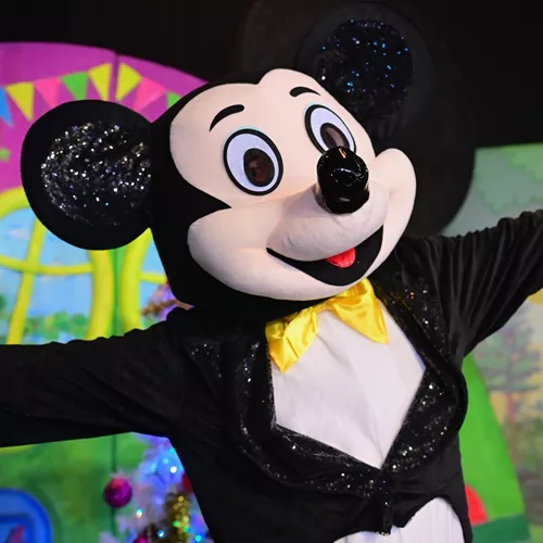 Ο Μίκυ και η παρέα του σώζουν τα Χριστούγεννα