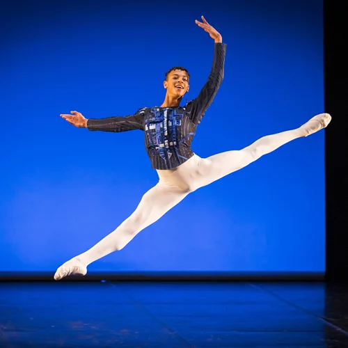 Αφιέρωμα στον Ρούντολφ Νουρέγιεφ από την Όπερα των Παρισίων