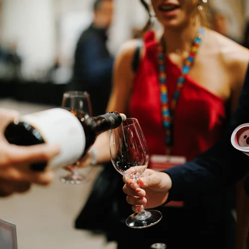 Τα "Μεγάλα Κόκκινα Κρασιά" για 10η χρονιά σερβίρουν "Μεγάλες Απολαύσεις"