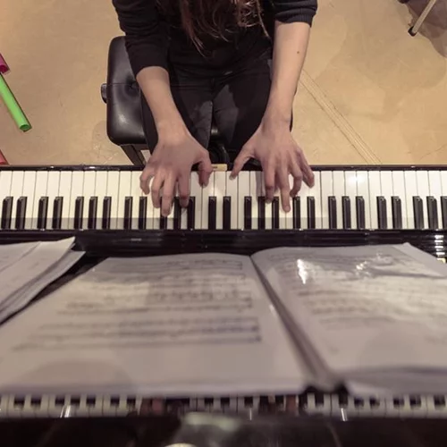 Μάιος στο Ίδρυμα Ωνάση με πολυθεματικά εκπαιδευτικά προγράμματα