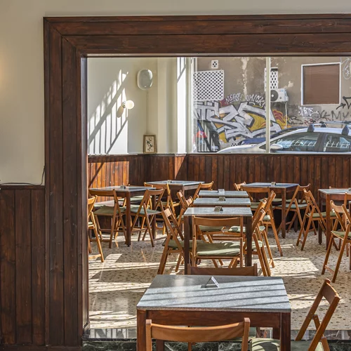 O Άτλας είναι το νέο, cool μεζεδοπωλείο στην Κυψέλη