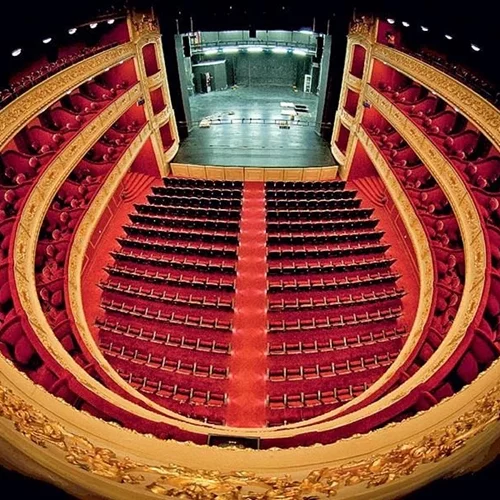 Η καρδιά της νέας ελληνικής δραματουργίας χτυπά στο Δημοτικό Θέατρο Πειραιά