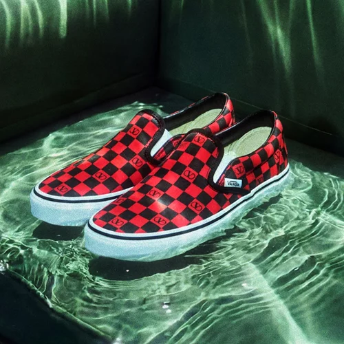 VALENTINO GARAVANI και VANS: Το δεύτερο κεφάλαιο της αποκλειστικής συνεργασίας