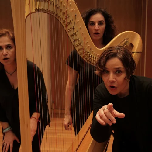 Η Φένια Παπαδόδημα πλάθει μια μουσική παράσταση πάνω στο έργο του Αλέξανδρου Παπαδιαμάντη