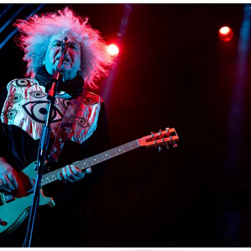 Melvins: Γιόρτασαν 4 δεκαετίες δράσης, σφυροκοπώντας την Τεχνόπολη