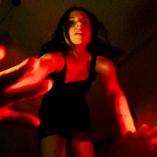 Mia Maria: Το νέο single της Μαρίας Κωνσταντοπούλου διαθέσιμο σε όλες τις ψηφιακές πλατφόρμες