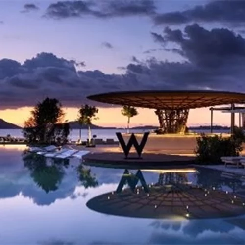 Electro Vibes: Στο W Costa Navarino, την καρδιά (και) της ηλεκτρονικής μουσικής