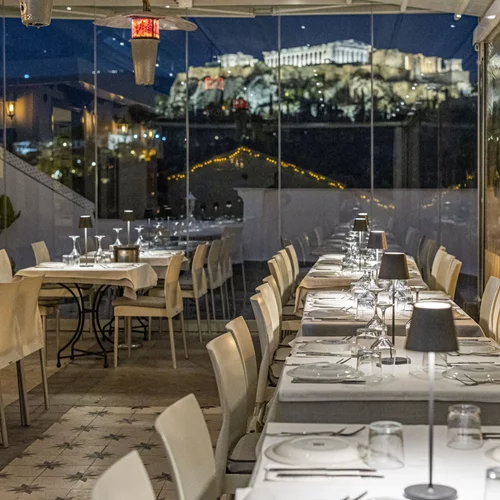 "Συν Αθηνά": Η καλύτερη θέα για after office drinks