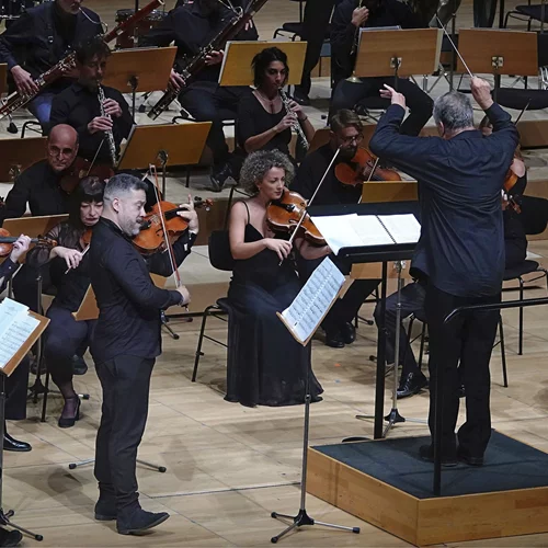 Επιτυχημένη εξερεύνηση αγνώστων ζωνών του ρεπερτορίου από τη "Φιλαρμόνια" και τη Συμφωνική Ορχήστρα του Δήμου Αθηναίων