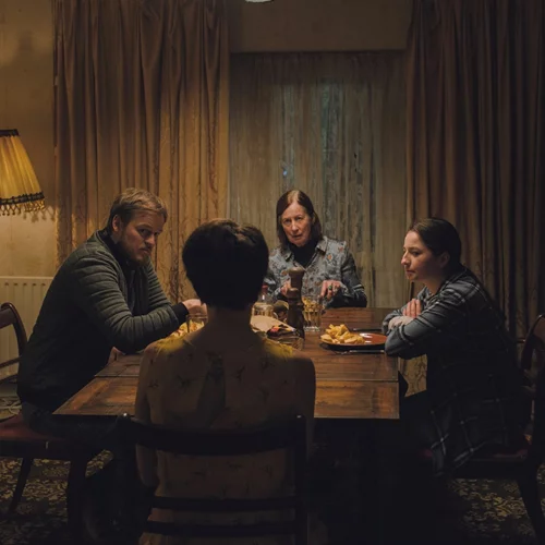 Δεν Είσαι η Μητέρα μου