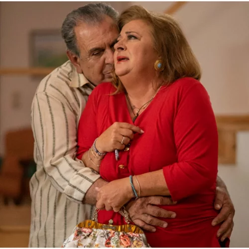 Οι "Συμπέθεροι από τα Τίρανα" κάνουν πρεμιέρα στο Faliro Summer Theater