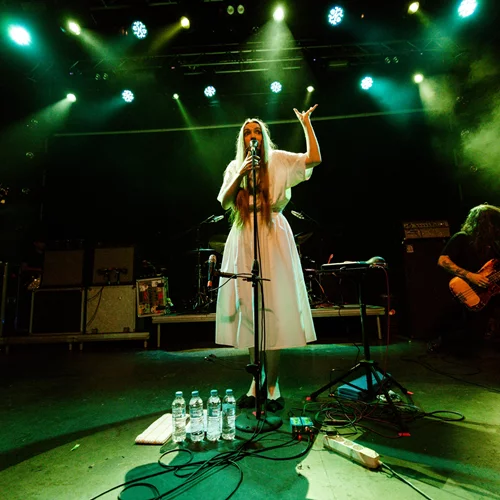 Dry Cleaning: Να νιώθεις τα πάντα και να μην κάνεις τίποτα