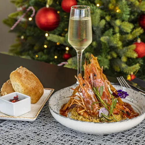 "Poseidon Athens Hotel": Χριστούγεννα με θέα το πέλαγος