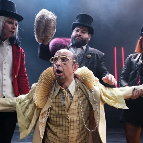 "Δωδέκατη νύχτα": Δείτε τις πρώτες φωτογραφίες από την παράσταση του Γιάννη Κακλέα