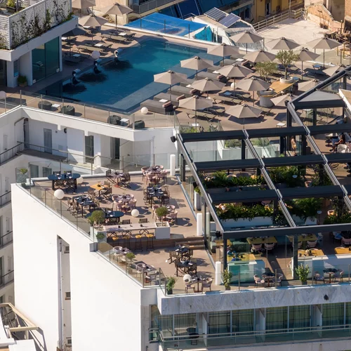 Σύγχρονη γαστρονομία με θέα στο "The Stanley Hotel"